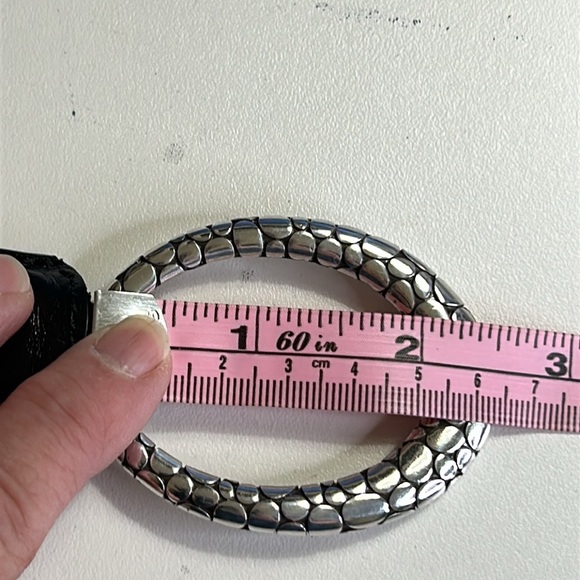 BRIGHTON WOMENS BLACK SILVER CLASP AND SILVER OVAL BUCKEL WESTERN  BELT SZ 38 - Picture 11 of 13